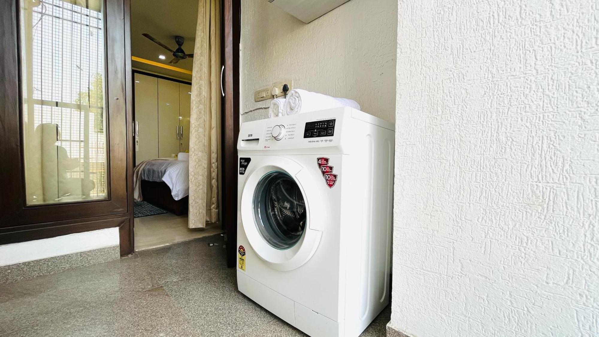 Olive Serviced Apartments - Defence Colony New Delhi Exterior photo
