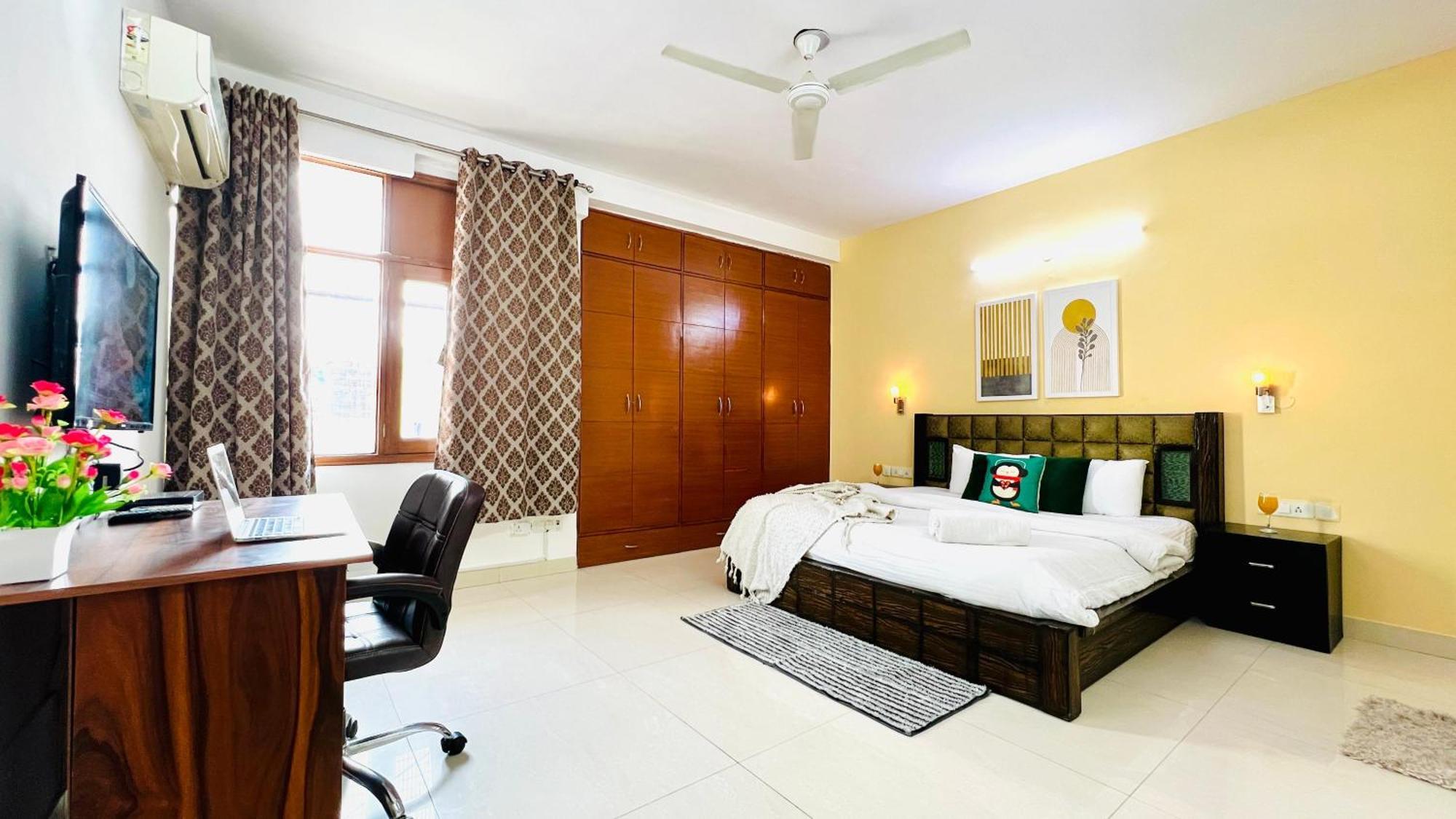 Olive Serviced Apartments - Defence Colony New Delhi Room photo